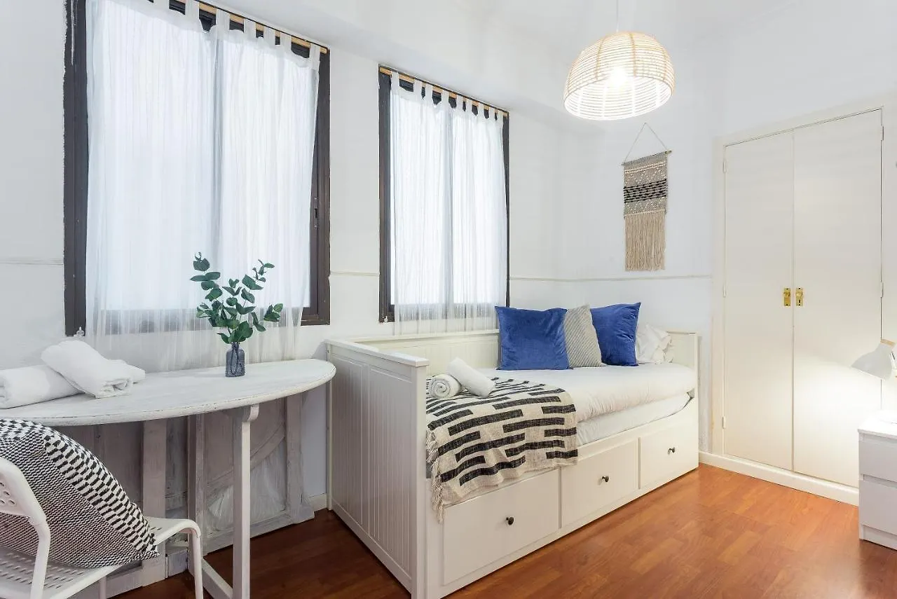 Lodging Apartments Illa Diagonal Barselona